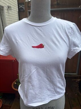 Y2K Cotton Abercrombie & Fitch White Embroidered Chili Pepper Baby Tee - Size L
